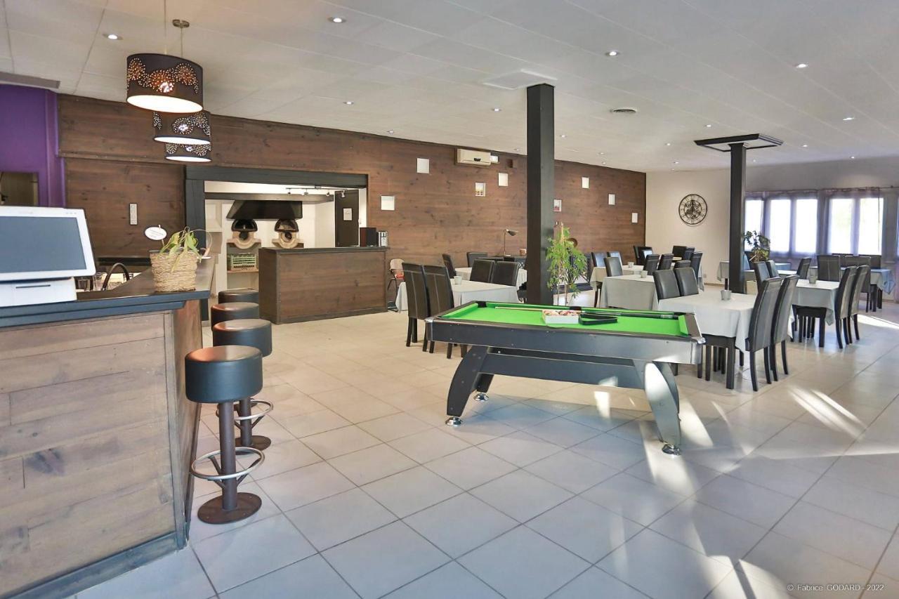 Hotel Restaurant Gite Les Lavandins Saint-Christol  エクステリア 写真