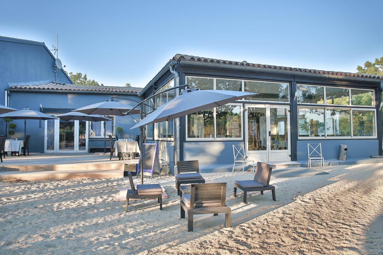 Hotel Restaurant Gite Les Lavandins Saint-Christol  エクステリア 写真